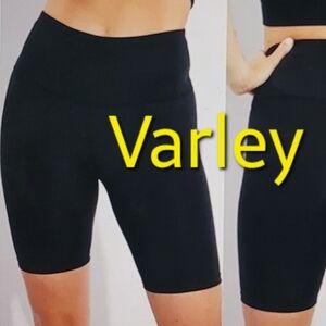 VARLEY Black Let's Move 9" Athletic Let's Move Bike Shorts. Sz: M